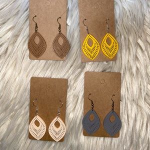 Wooden dangle earrings